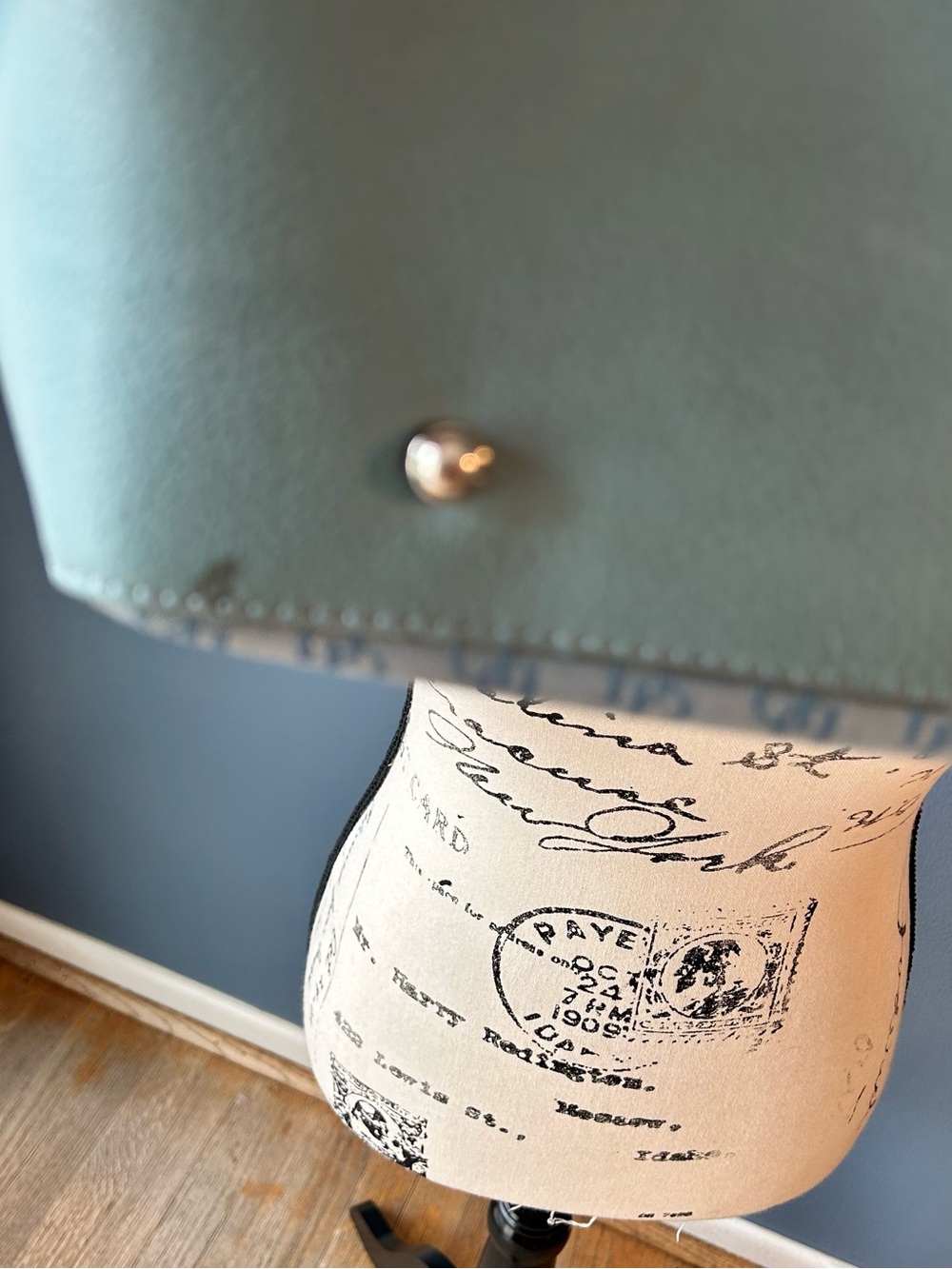 D&B fake double pocket hand bag - Picture 12 of 14